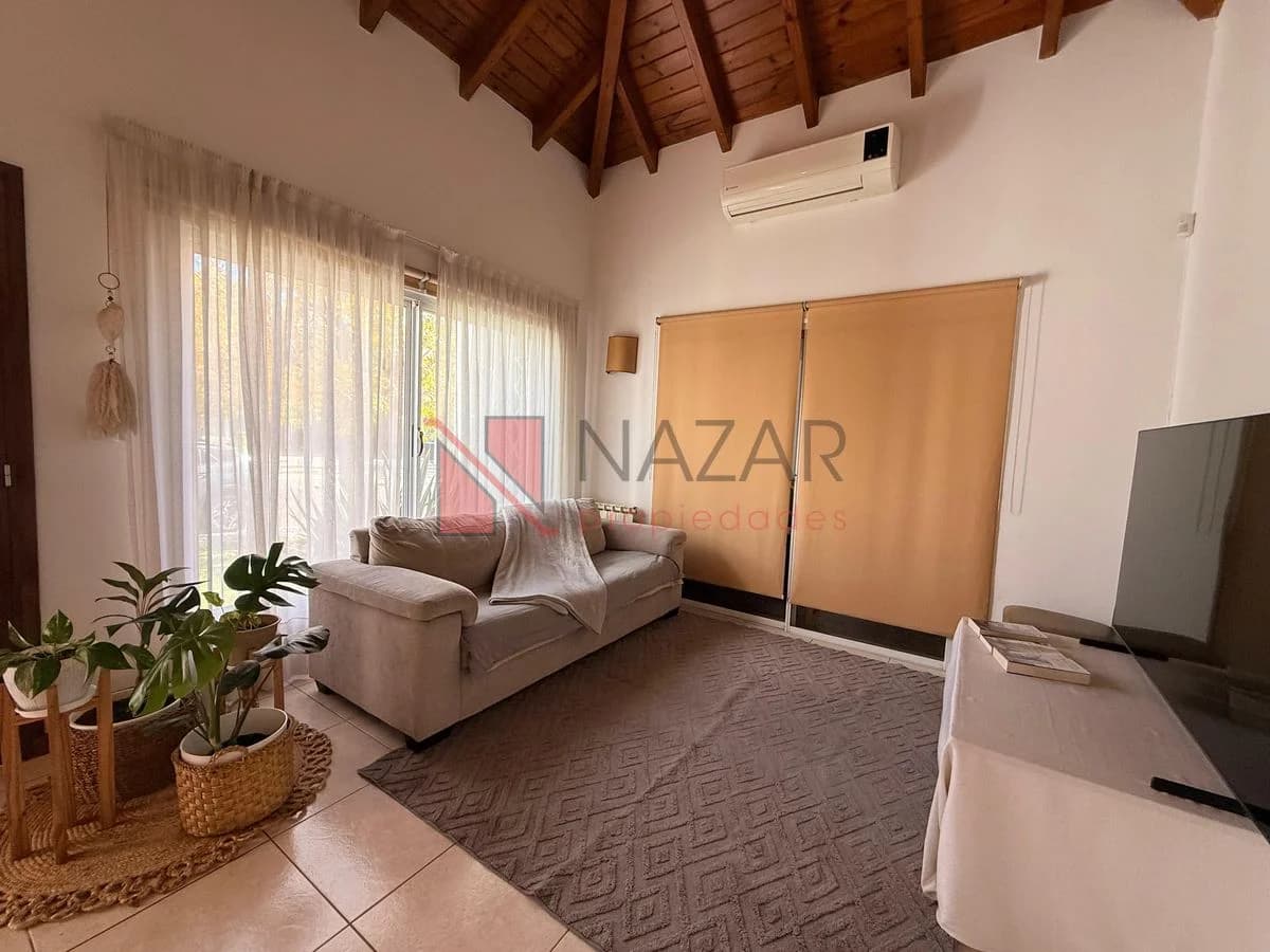 Casa en Luzuriaga, Maipú