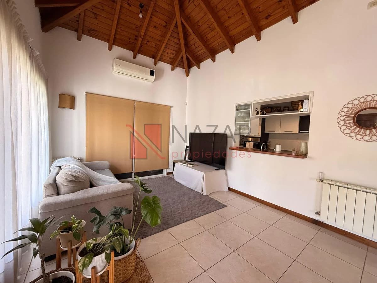 Casa en Luzuriaga, Maipú